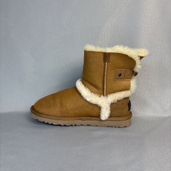 Womens Youth UGG Boots Sz 5 (fits 6) Chestnut Airehart VCHS #1008228 $180 - Picture 9 of 15